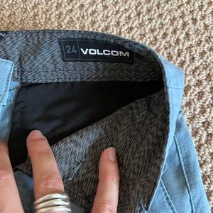 Boys Volcom shorts in sky blue - waterproof, light material. Like new!